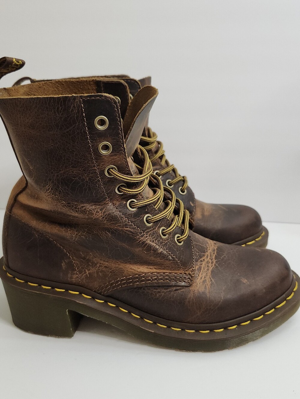 DR.MARTENS CLEMENCY Distressed Brown Leather AW004 8 Eyelet Wms 9L (8.5) *READ